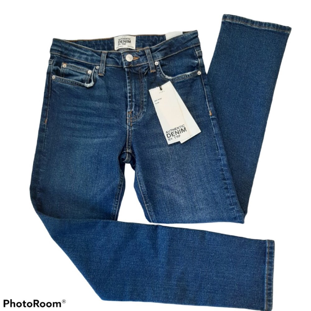Zara Women’s Skinny Jeans in Dark Blue Denim